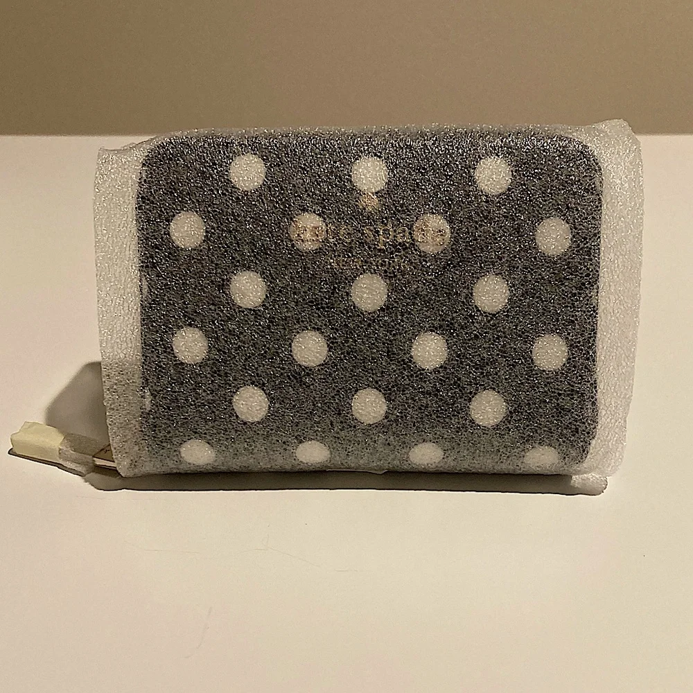 NWT • 💗Kate Spade💗 • Polka Dot Wallet - Picture 9 of 13